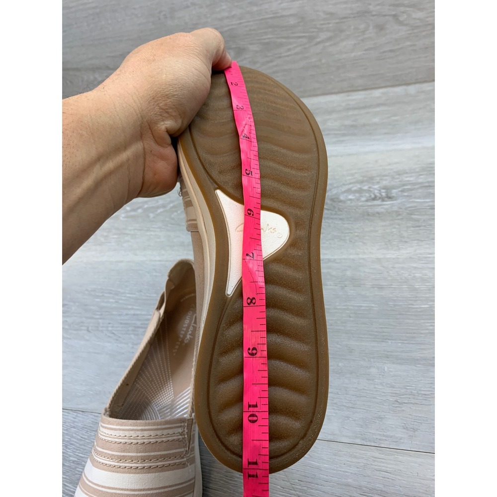 Clarks Cloudsteppers Women's 8.5 Tan Striped Slip On Sneakers Comfort Shoes - Picture 10 of 11